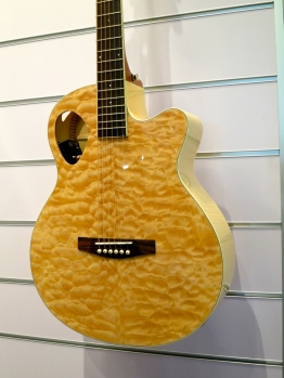 MM 2015 – Zircon Guitars
